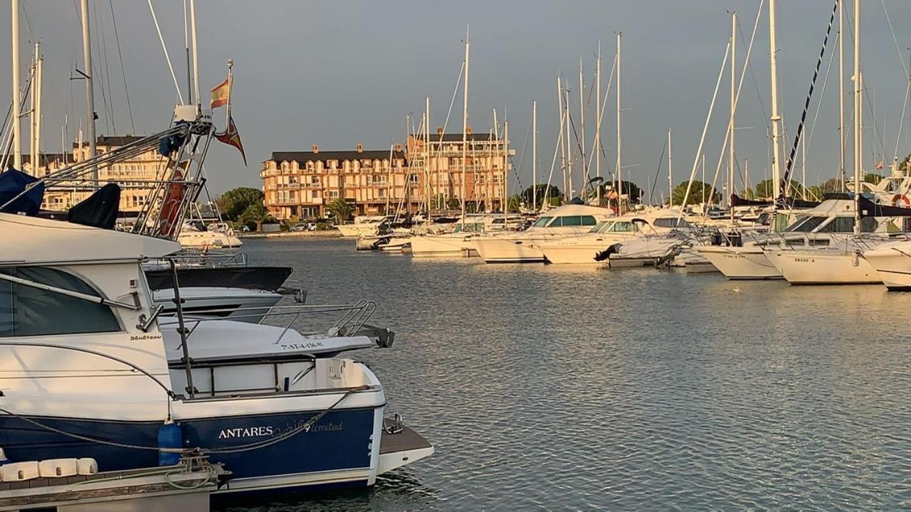Apartamento Puerto Deportivo Marina De Santander Buitenkant foto